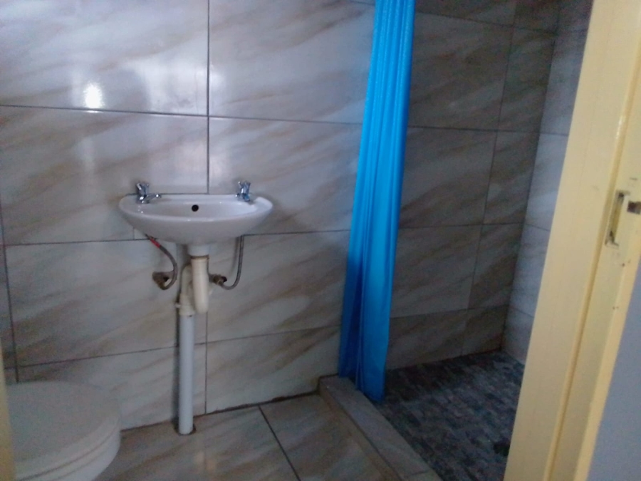 To Let 1 Bedroom Property for Rent in Oos Einde North West